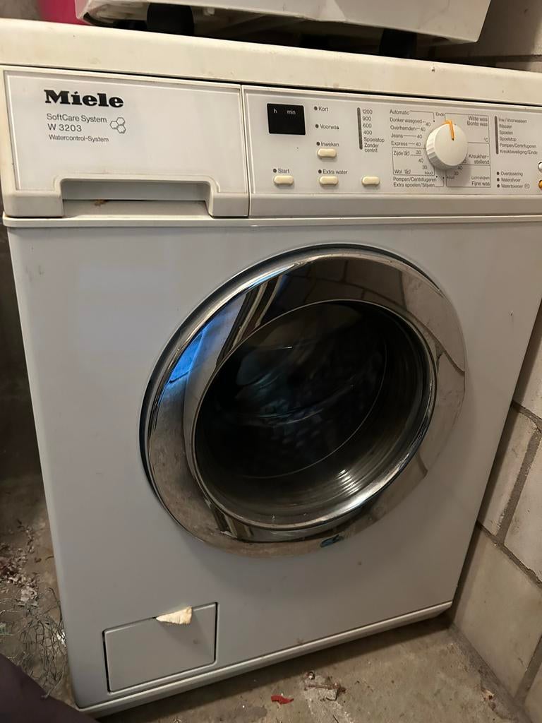 Miele W3203 SoftCare System Wasmachine, 6 tot 8 kg, Gebruikt, Ophalen of Verzenden, Voorlader