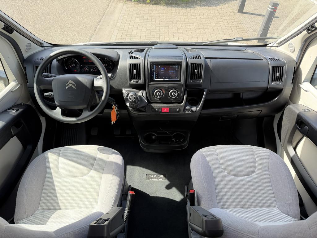 Adria MATRIX 600 DT Nav | Zonnepaneel | Hefbed Unieke camper, Ringverwarming, Navigatie, 7 tot 8 meter, De Giessen 1
8253PR  DRONTEN, NL