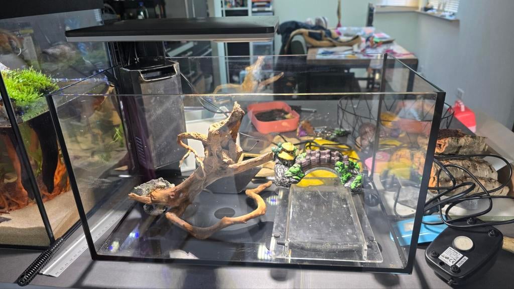 Goed onderhouden Superfish Aquarium Quadro 40, Dieren en Toebehoren, Vissen | Aquaria en Toebehoren, Ophalen, Zo goed als nieuw