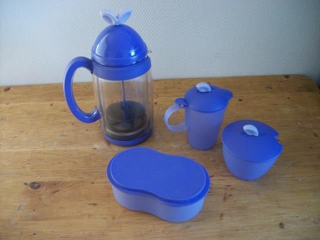Tupperware Cafetiére, Suikerpotje, Melkkannetje, Trommeltje, Ophalen of Verzenden, Gebruikt, Beker of Kan