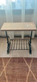 Te koop: vintage krantenbak, Huis en Inrichting, Ophalen of Verzenden