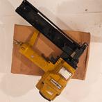 Bostitch nietmachine  met 2 volle dozen niet, Doe-het-zelf en Verbouw, Ophalen of Verzenden