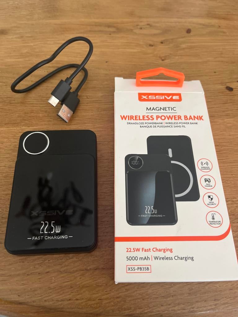 XSSIVE Magnetische Draadloze Power Bank 5000 mAh, Telecommunicatie, Mobiele telefoons | Telefoon-opladers, Ophalen of Verzenden