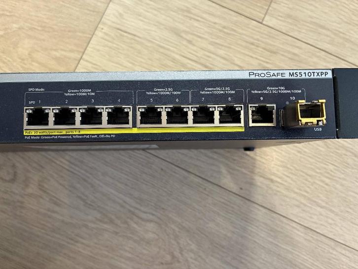 Netgear MS510TXPP 10G / Multigig switch, Computers en Software, Netwerk switches, Gebruikt, Ophalen