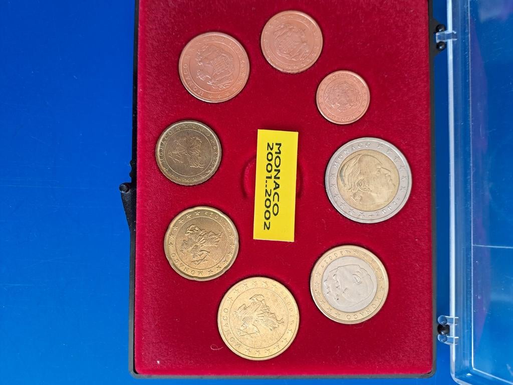 UNC set Monaco 2001/2002., Postzegels en Munten, Munten | Europa | Euromunten, Ophalen of Verzenden, Monaco, 2 euro, Setje