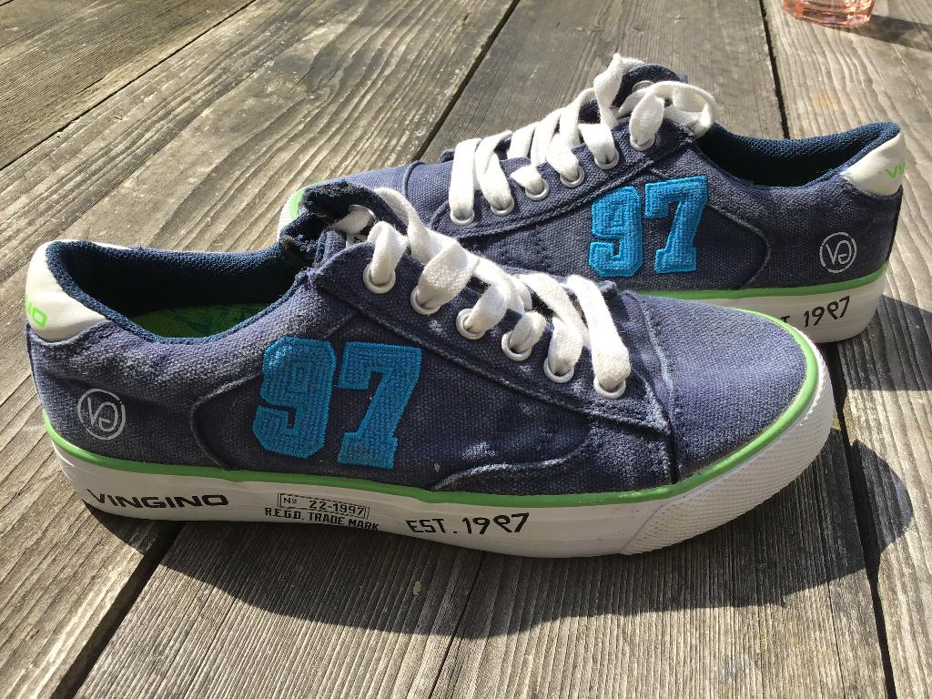Nieuw Vingino schoenen jongen maat 34, Schoenen, Nieuw, Ophalen of Verzenden, Vingino