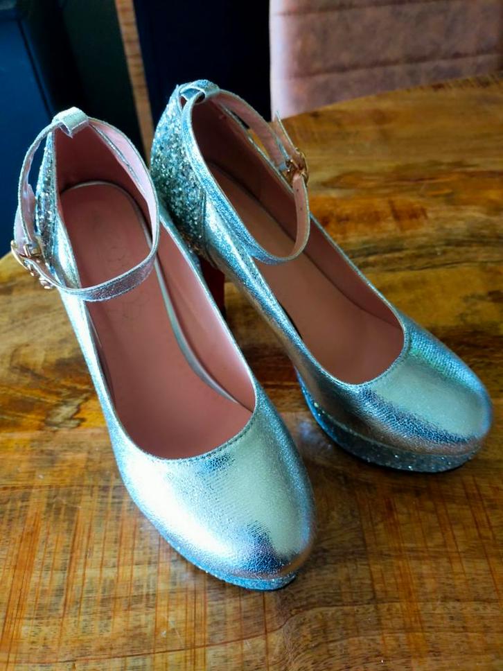 high heels voor gala of bruiloft, Kleding | Dames, Schoenen, Zo goed als nieuw, Ophalen