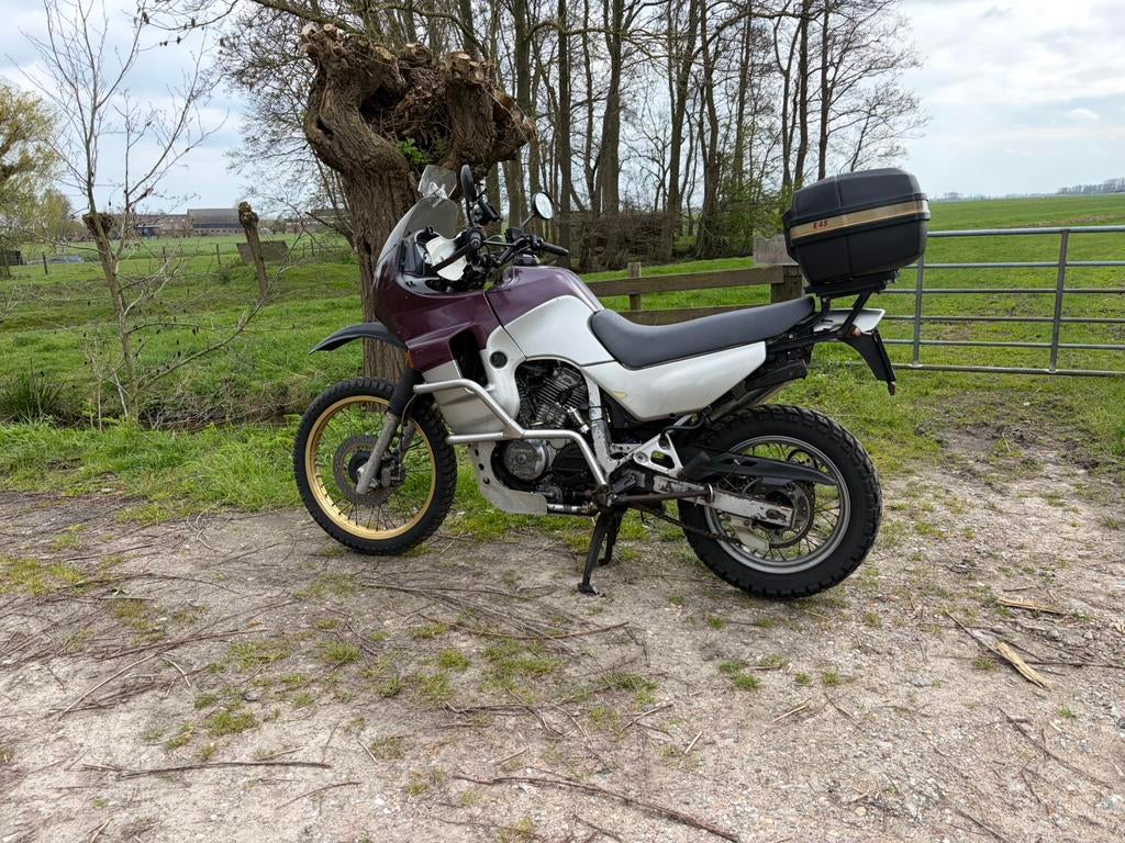 Honda Transalp xl600v met HyperPro vering! + XL500R, Motoren, 2 cilinders, Motorrijbewijs A, Particulier, Meer dan 35 kW
