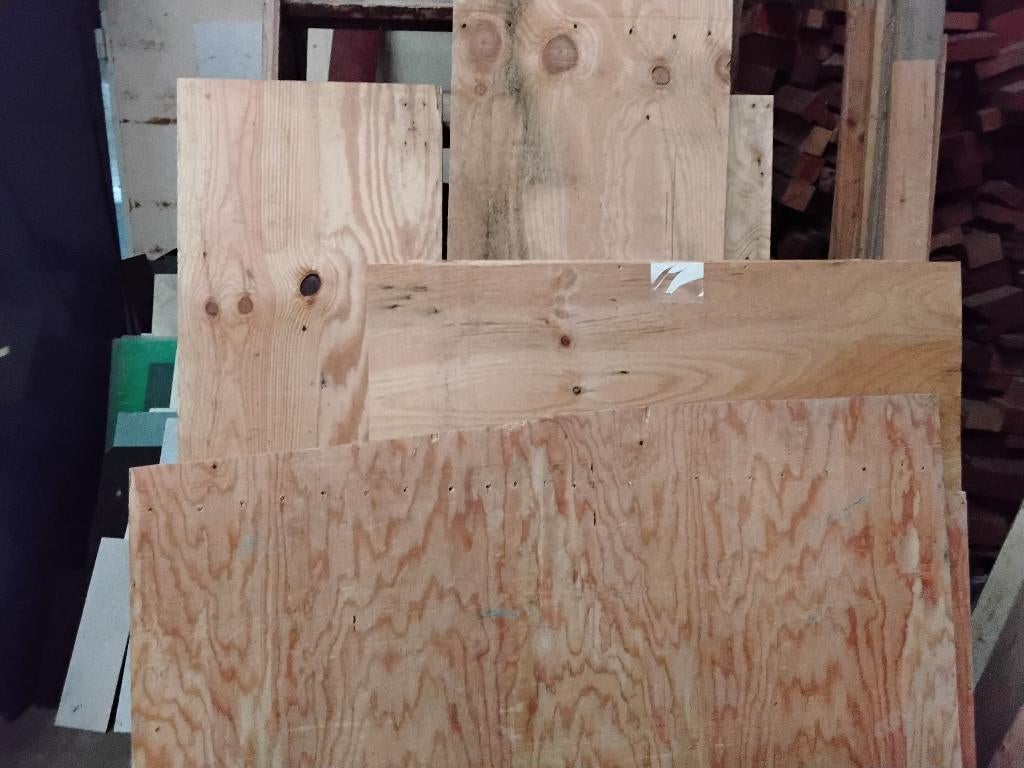 Stukken trespa  hechthout  underlayment en dakleer, Doe-het-zelf en Verbouw, Platen en Panelen, Ophalen, Nieuw, Overige materialen