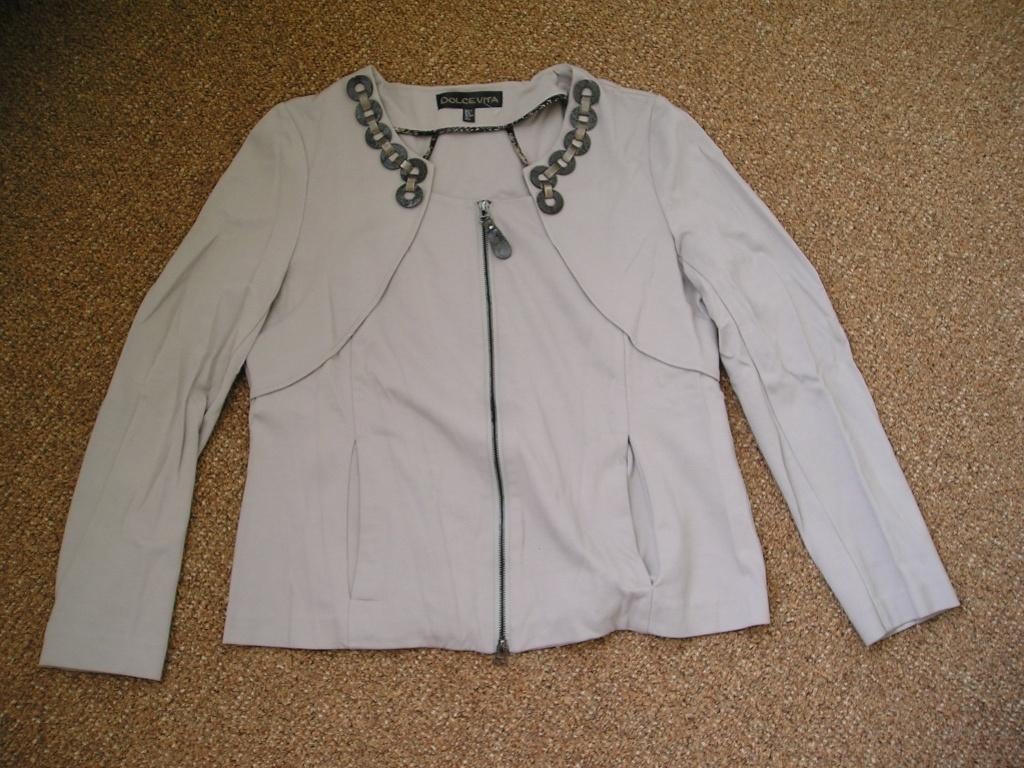 prachtig apart jasje Dolce Vita maat 44, Kleding | Dames, Jasjes, Kostuums en Pakken, Ophalen, Overige kleuren, Maat 42/44 (L)