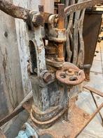 Antiek Franse pomp wijnpomp verrijdbaar, Ophalen