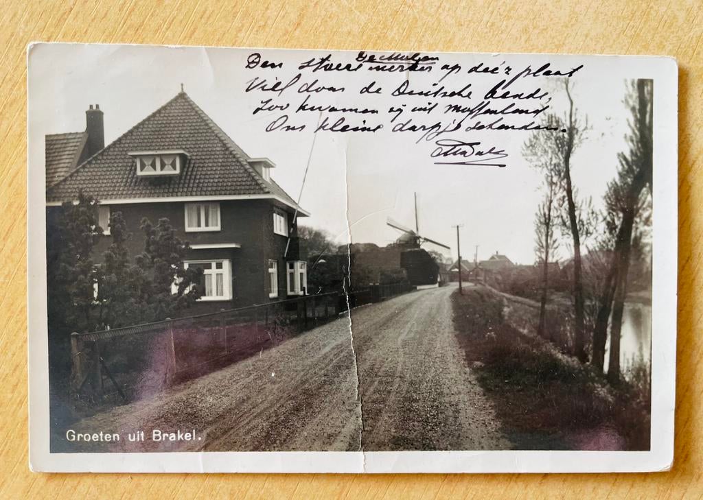 Brakel, dijk met molen 1944-45?, Verzamelen, Ansichtkaarten | Nederland, Ophalen of Verzenden, 1940 tot 1960, Gelopen, Zuid-Holland