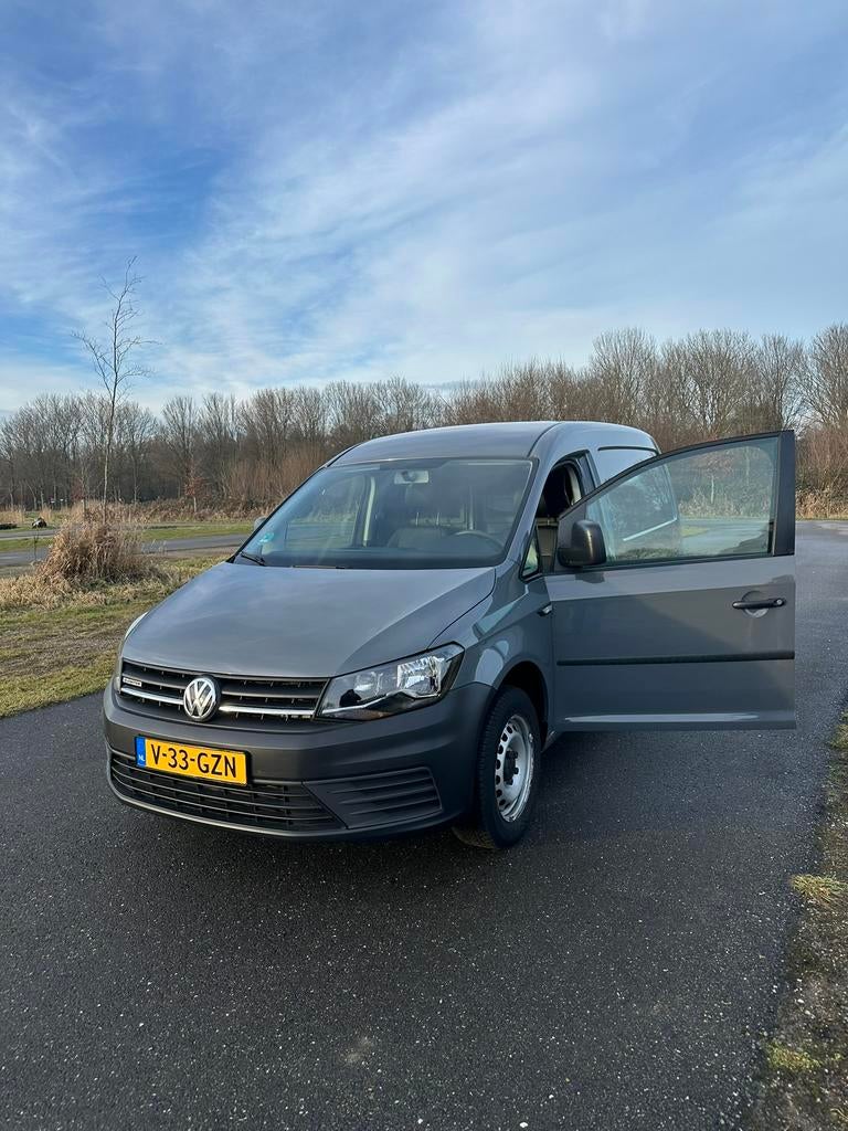 Volkswagen Caddy 81KW 2019 Grijs CNG/benzine, Auto's, Bestelauto's, 15 km/l, 4 cilinders, Volkswagen, Overige brandstoffen