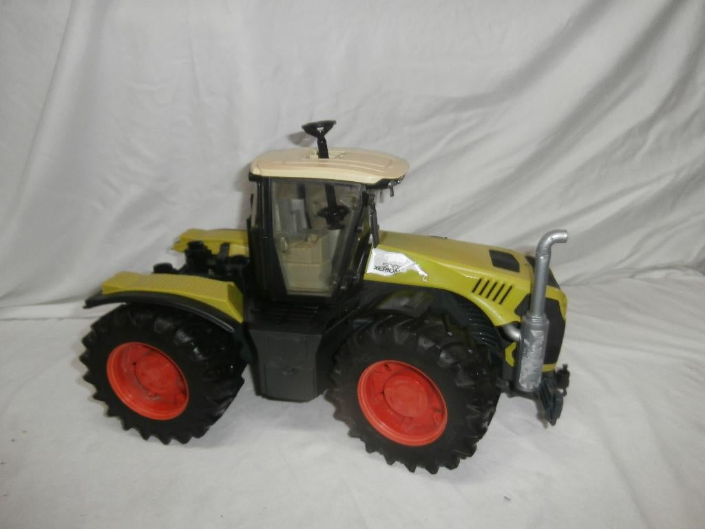 Bruder Claas 5000 Xerion trekker, Kinderen en Baby's, Speelgoed | Speelgoedvoertuigen, Ophalen, Gebruikt