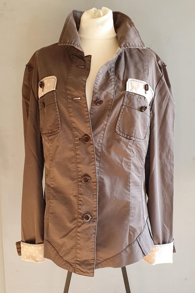 Marccain jasje, Ophalen of Verzenden, Zo goed als nieuw, Maat 38/40 (M), Bruin