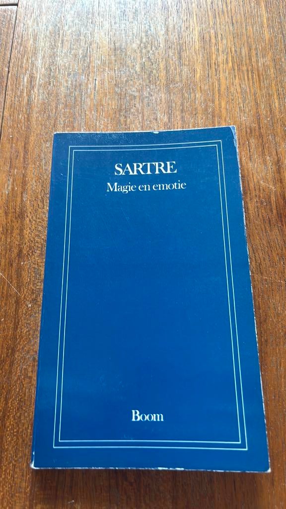 Magie en emotie - Jean Paul Sartre, Ophalen of Verzenden, Zo goed als nieuw, Algemeen