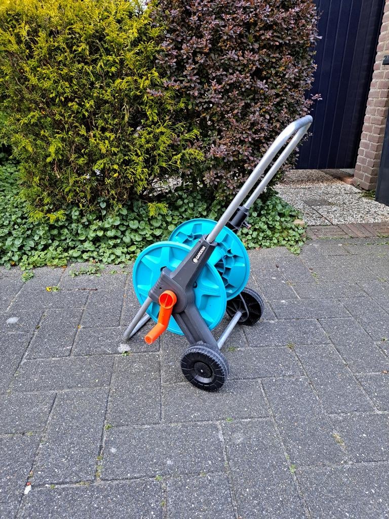 Gardena slangenwagen zonder tuinslang, Tuin en Terras, Tuinslangen, Ophalen, Zo goed als nieuw, Tuinslanghaspel