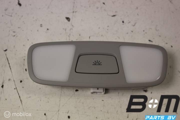 Binnenverlichting achterin Audi A3 8V Sedan 8V0947111, Auto-onderdelen, Interieur en Bekleding, Gebruikt