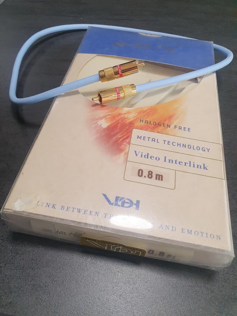 Van den Hul Video Interlink 0.8m - Halogen Free, Audio, Tv en Foto, Audiokabels en Televisiekabels, Ophalen of Verzenden, Zo goed als nieuw