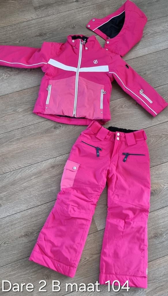 Skipak maat 104 Dare2B, Kinderen en Baby's, Kinderkleding | Maat 104, Meisje, Sport- of Zwemkleding, Ophalen of Verzenden, Zo goed als nieuw