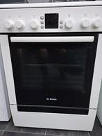 Fornuis / Oven, Witgoed en Apparatuur, Fornuizen, Ophalen, 4 kookzones, Zo goed als nieuw, Gas