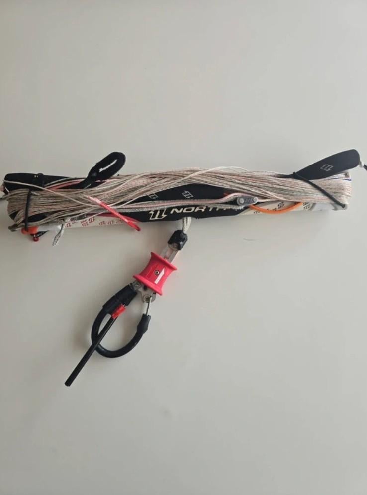 North Kite Bar with Lines (Complete Set), Watersport en Boten, Kitesurfen, Bar, Geen board, Ophalen of Verzenden, Zo goed als nieuw
