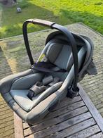 Nuna PIPA Next + ISOFIX base, Zo goed als nieuw, Isofix, 0 t/m 13 kg, Ophalen