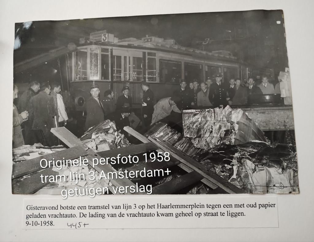 Nr. 4 Originele persfoto tram ongeval lijn 3 Amsterdam, Verzamelen, Verzenden, Foto, Zo goed als nieuw, 1940 tot 1960