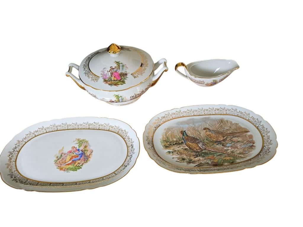 Vintage Limoges France porselein servies met gouddecoratie, Ophalen of Verzenden