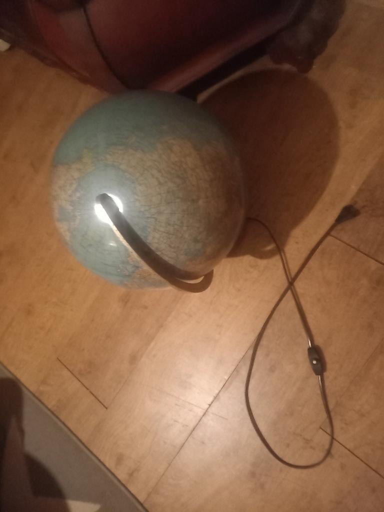 Verlichte Wereldbol - Decoratieve Lamp, Ophalen of Verzenden, Verlicht, Gebruikt