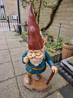 Grote Tuinkabouter met Puntmuts en Wandelstok, Ophalen of Verzenden, Gebruikt, Kunststof, Tuinkabouter