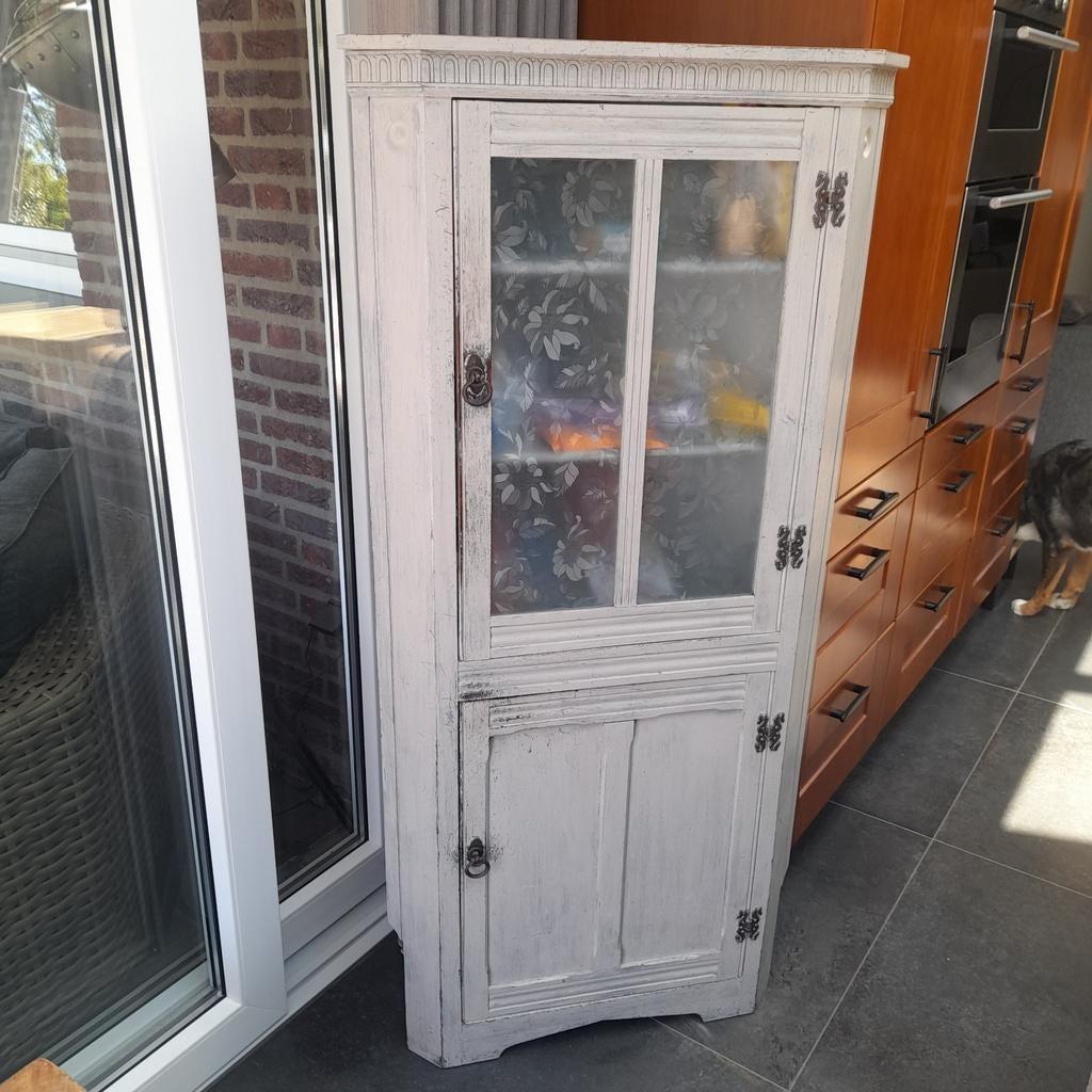 Antieke hoekkast, wit geverfd met glas-in-lood look, Ophalen, Gebruikt