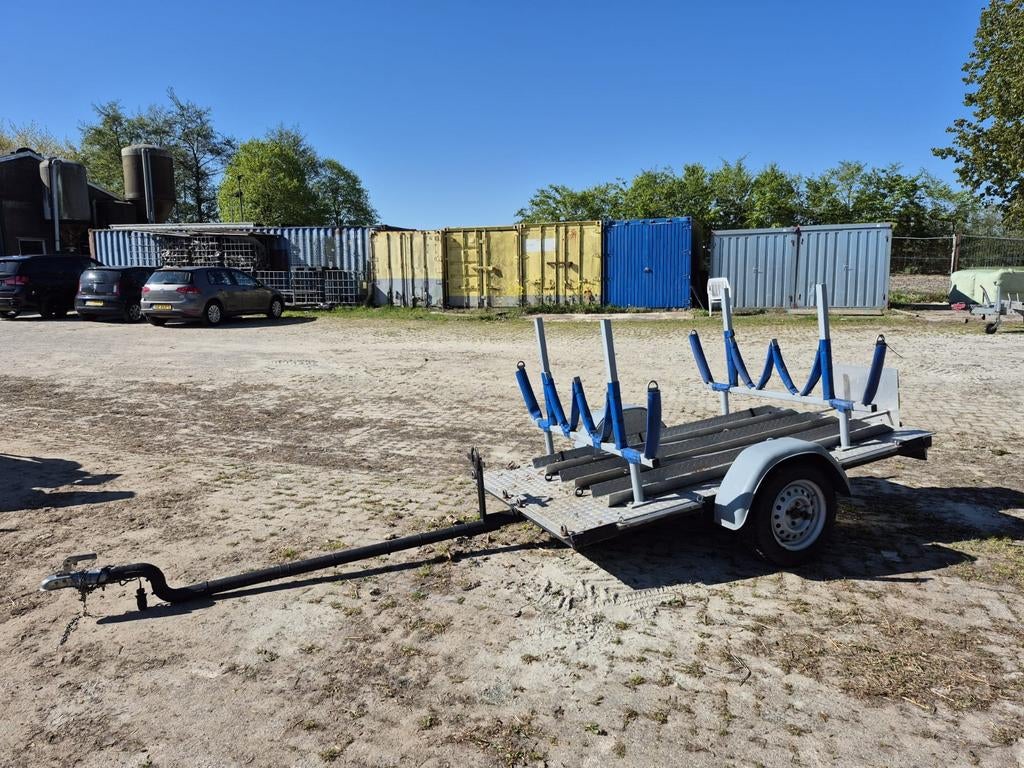 Kano/motor aanhanger. Rek voor 4 tot 7 kano's., Watersport en Boten, Ophalen, Eén persoon, Overige typen