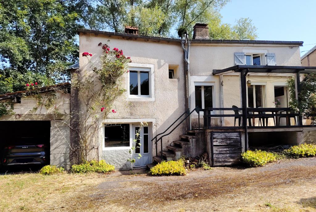 Charmant vrijstaand huis met tuin op het zuiden, Huizen en Kamers, Buitenland, 162 m², Dorp, Frankrijk, Woonhuis