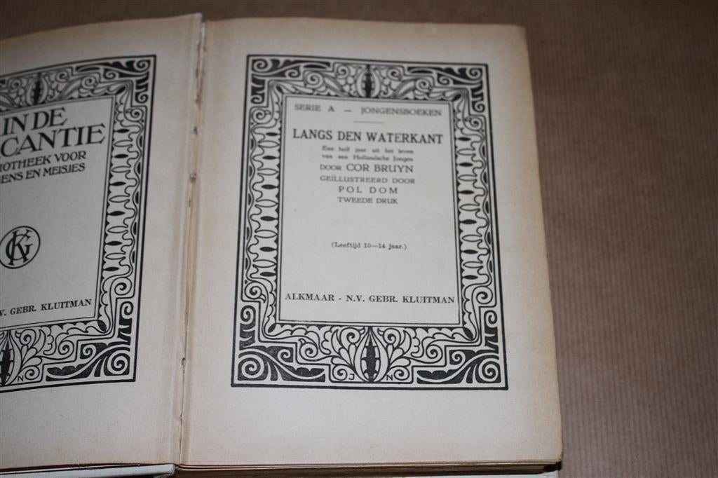 Langs den waterkant. Cor Bruyn. Kluitman 2e dr. 1929., Ophalen of Verzenden, Zo goed als nieuw
