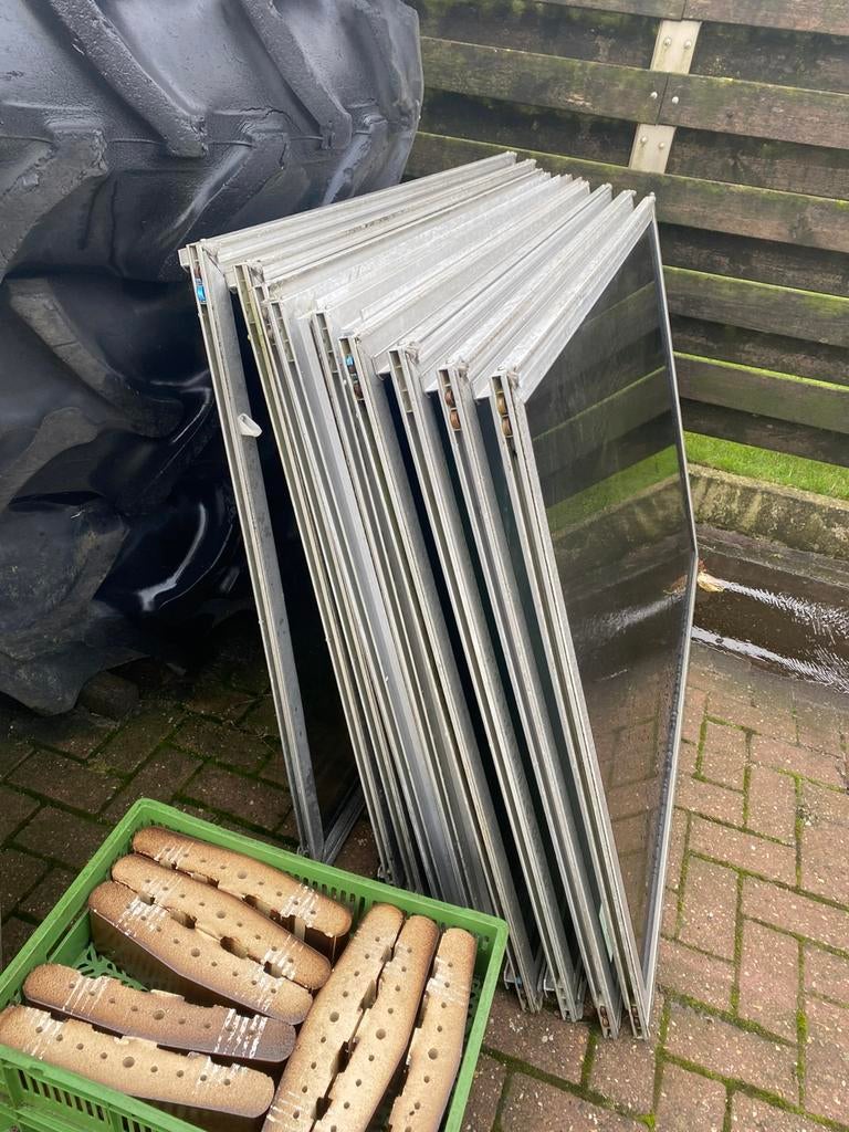 Ramen aluminium. 165x109cm serre wind scherm gratis, Ophalen, Gebruikt, Aluminium, 200 cm of meer