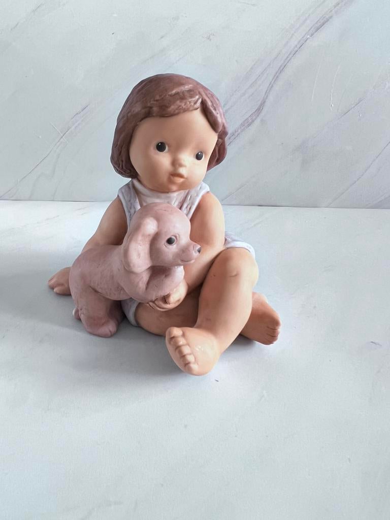 Goebel Nina & Marco meisje met hondje – beeldje, Ophalen of Verzenden, Zo goed als nieuw, Mens