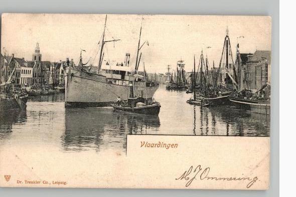 Vlaardingen Srtoomschip+sleepboot vissers VL135 st 1902