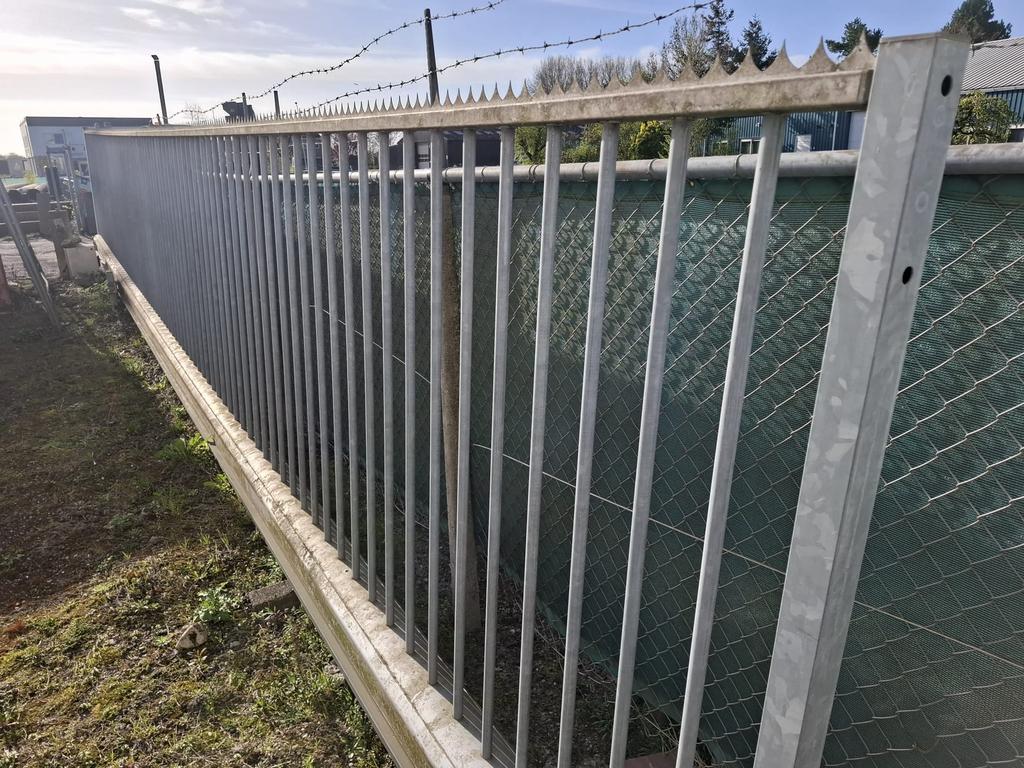 Schuifpoort Heras 9m, Ophalen of Verzenden, Gebruikt, Overige materialen, Spijlenhekwerk