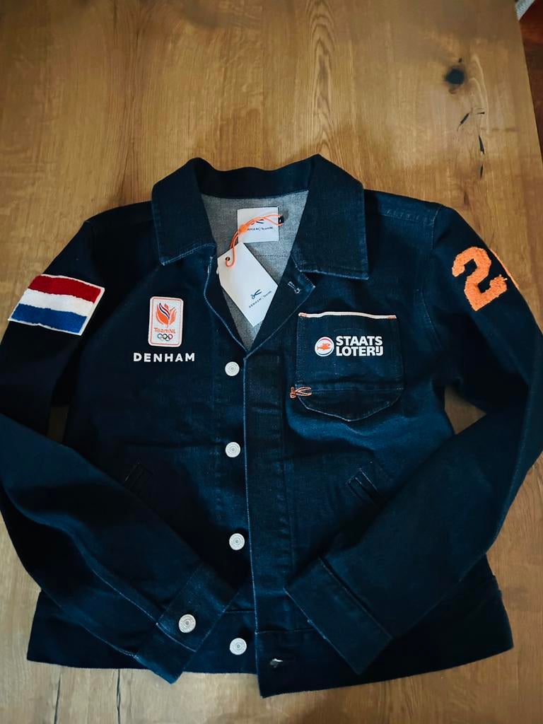 officiële Denim Jacket Olympische spelen 2026 Milano, Ophalen of Verzenden, Zo goed als nieuw, Maat 38/40 (M), Blauw