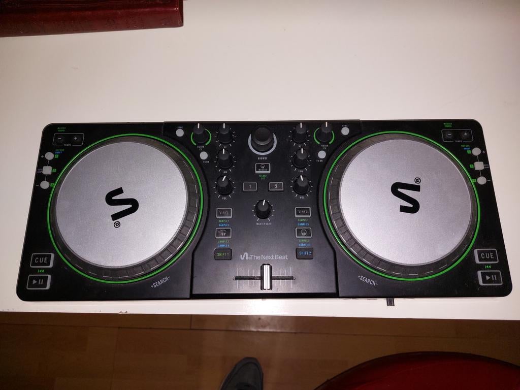 Dj set tiesto, Ophalen of Verzenden, Gebruikt, Dj-set, Overige merken