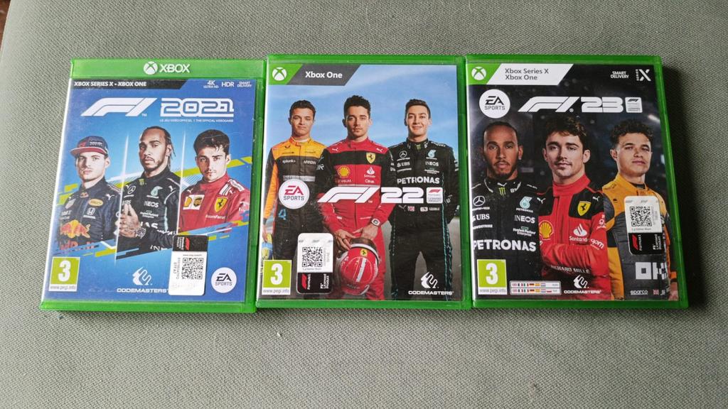 Formule 1 serie spellen, Racen en Vliegen, 2 spelers, Ophalen of Verzenden, Zo goed als nieuw