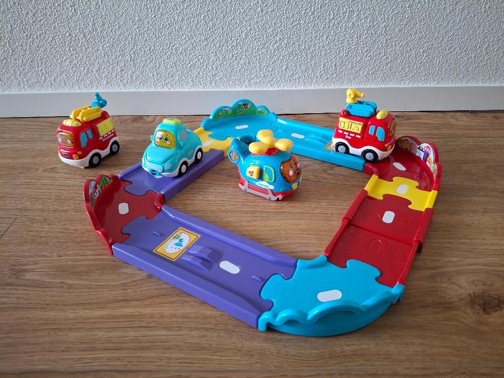 Vtech toet toet auto's en wegdelen, Kinderen en Baby's, Speelgoed | Vtech, Ophalen of Verzenden, Gebruikt, 2 tot 4 jaar