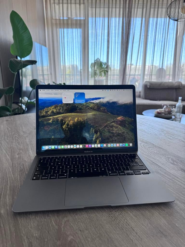 MacBook Air M1 2020, Gebruikt, 256 GB, Qwerty, 8 GB