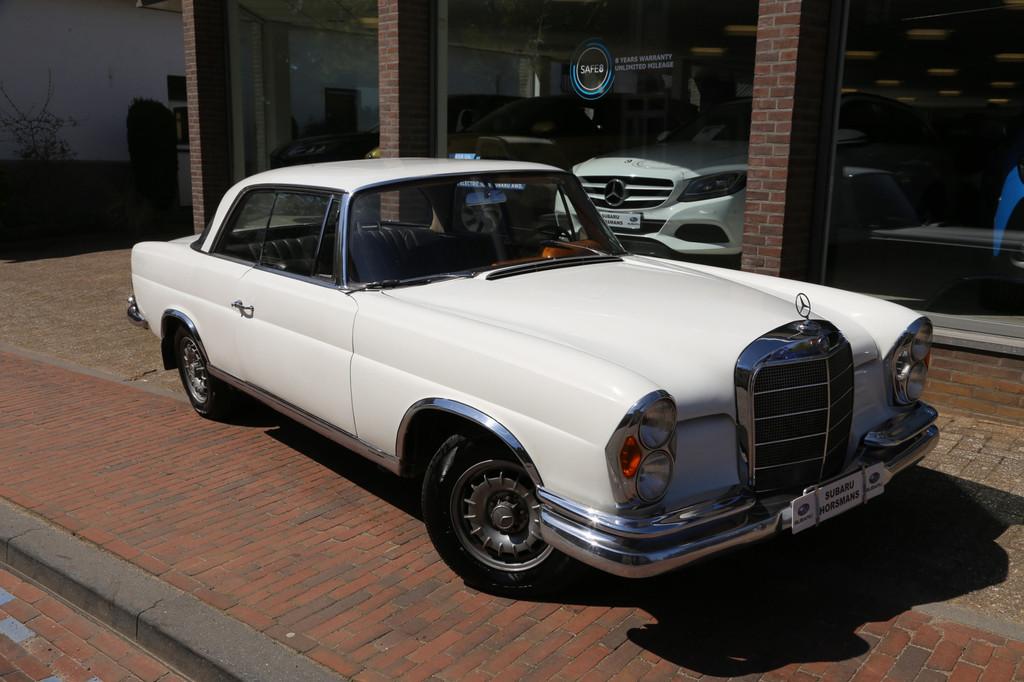 Mercedes-Benz W111 220SE COUPE (bj 1965), Wit, Mercedes-Benz, Bedrijf, Handgeschakeld