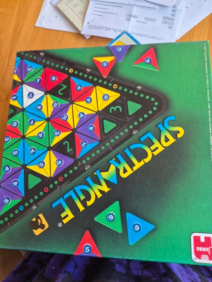 Gezelschapsspellen: Vlooienspel, Scrabble, Spectrangle, Hobby en Vrije tijd, Gezelschapsspellen | Overige, Gebruikt, Een of twee spelers