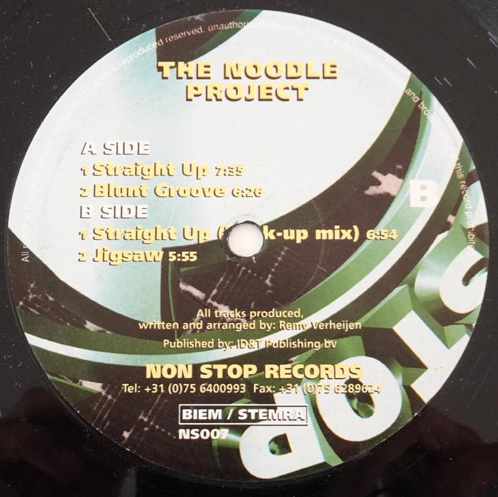 The Noodle Project - Straight Up 12'' House / Techno 1996, Cd's en Dvd's, Vinyl | Dance en House, Zo goed als nieuw, Techno of Trance