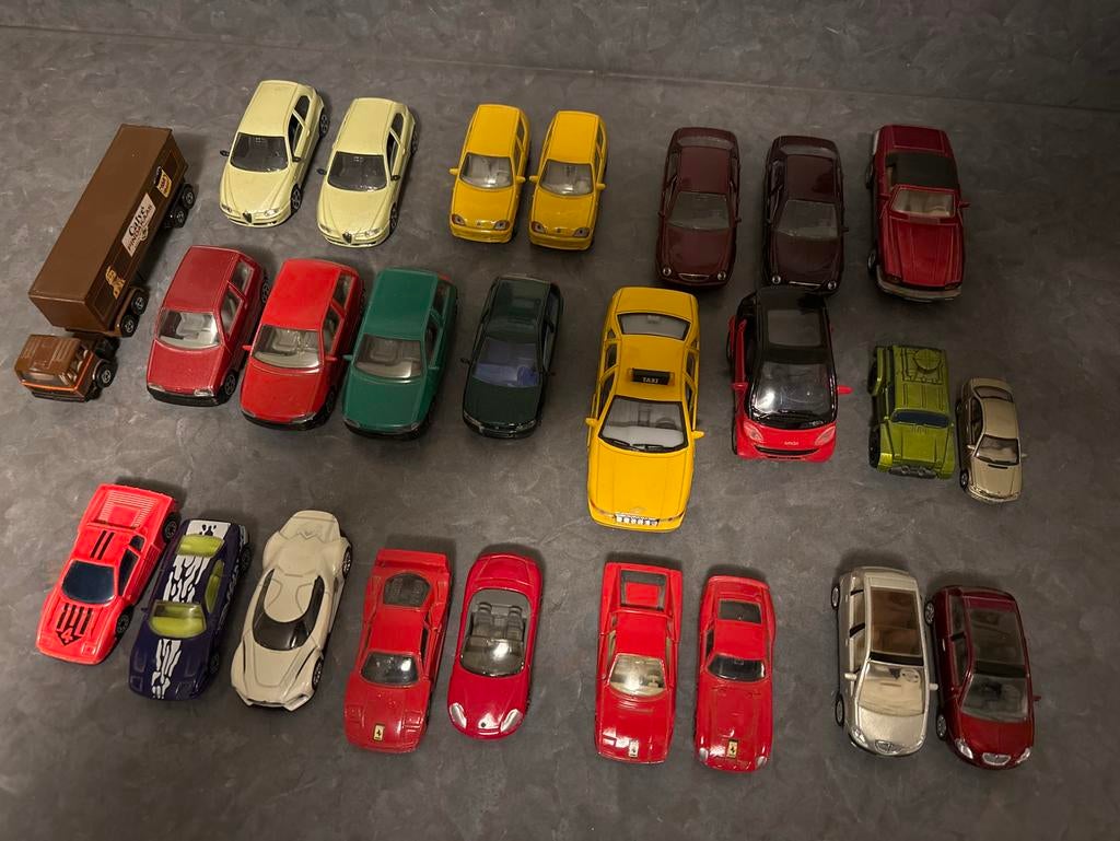 Verzameling speelgoedauto's, 1:50 of kleiner, Auto, Zo goed als nieuw, Ophalen