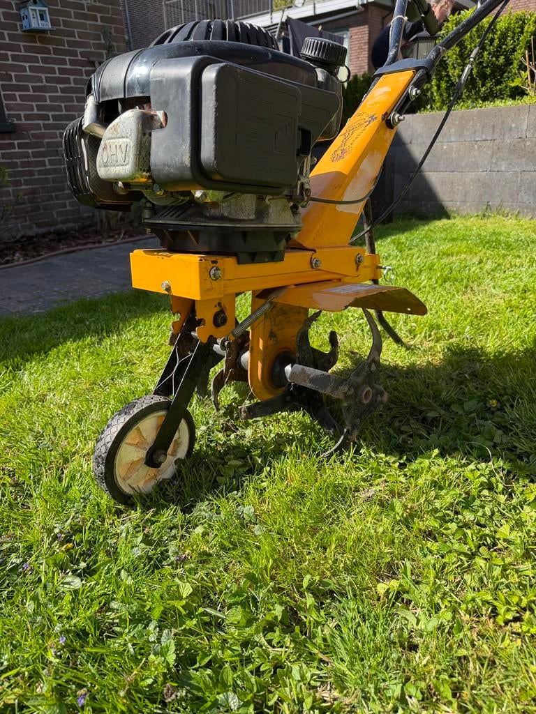 Grondfrees, Ophalen, Gebruikt, Benzine