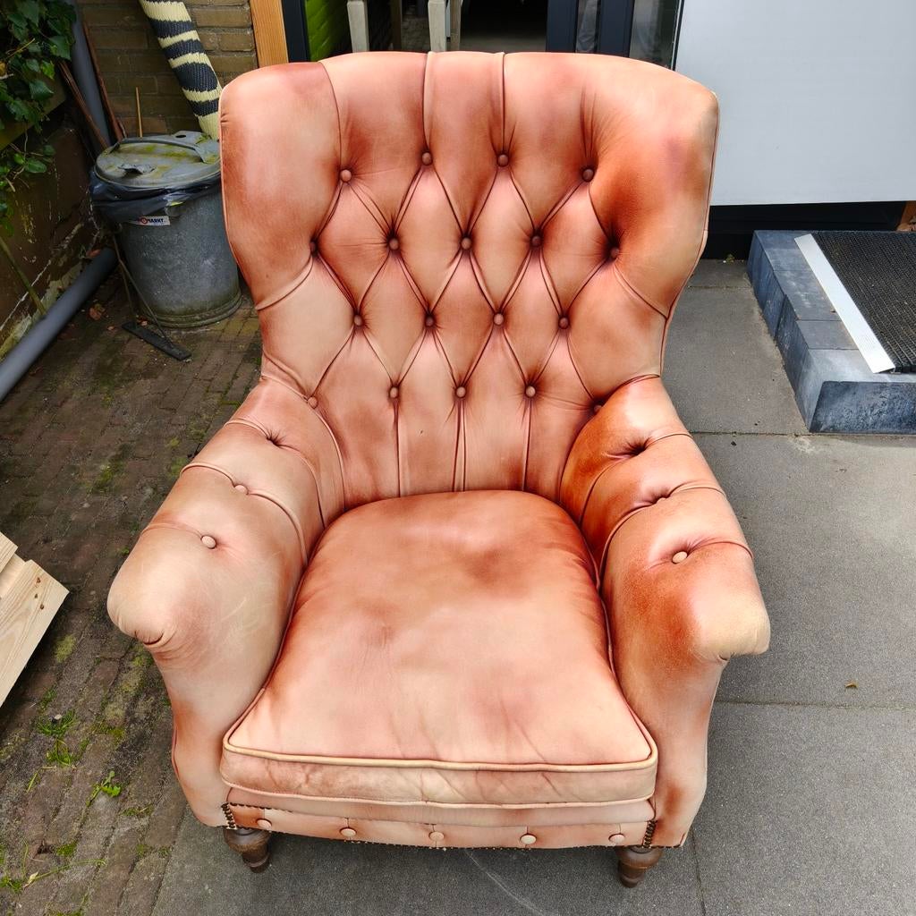 Leren fauteuil Chesterfield gebruikt., Huis en Inrichting, Ophalen, Gebruikt, 50 tot 75 cm, Leer
